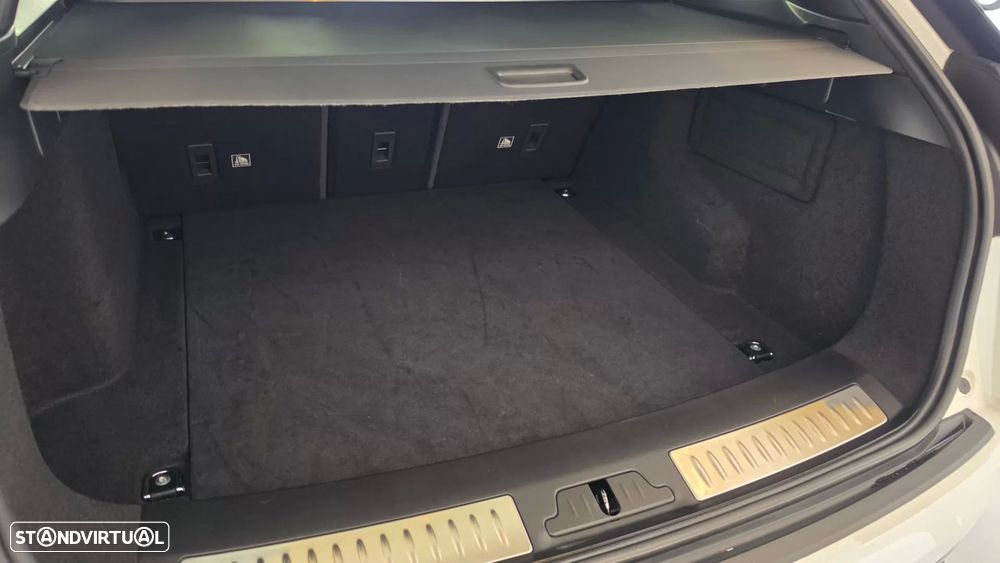 Land Rover Range Rover Velar 2.0 D R-Dynamic S - 27