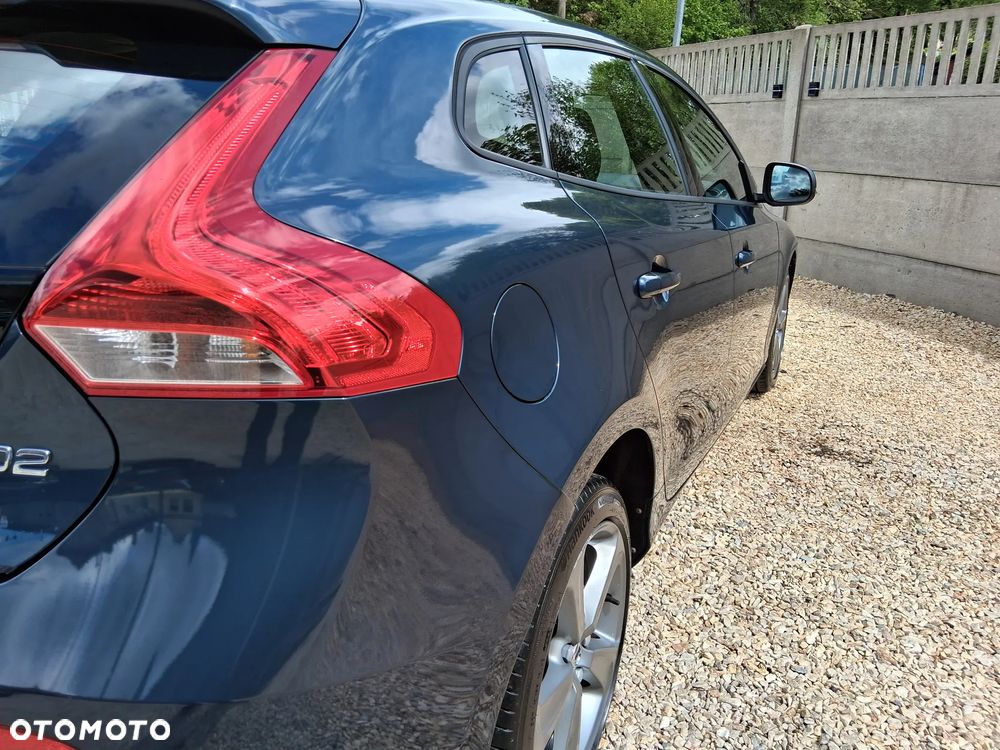 Volvo V40 D2 Inscription - 36