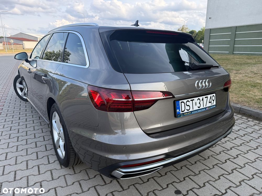 Audi A4 Avant 35 TFSI S tronic design - 16