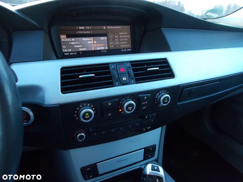 BMW Seria 5 530d Sport-Aut - 11