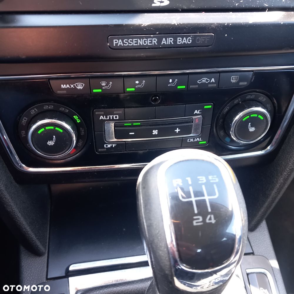 Skoda Superb 1,9 TDI Comfort - 24