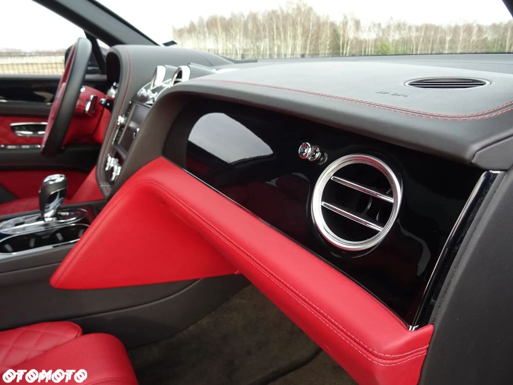 Bentley Bentayga W12 - 27