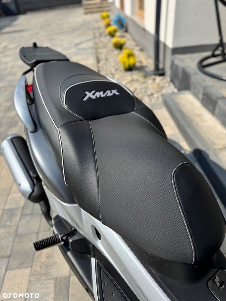 Yamaha X-max - 5