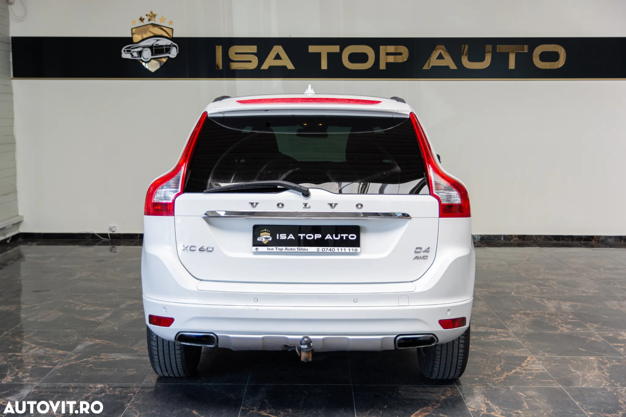 Volvo XC 60 D4 AWD Momentum - 27
