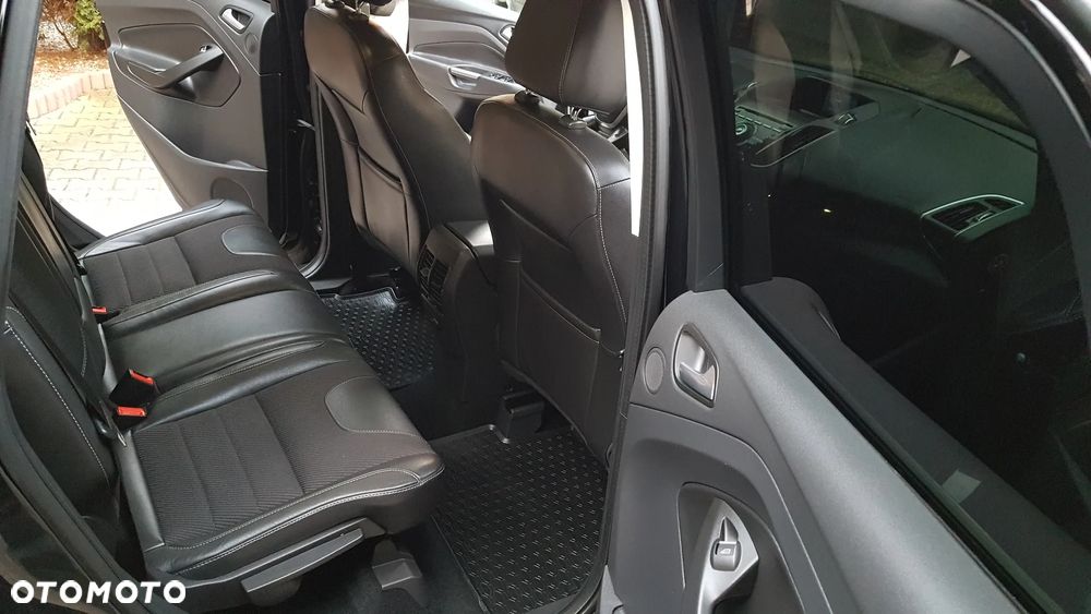 Ford Kuga 2.0 TDCi FWD Titanium Plus - 10
