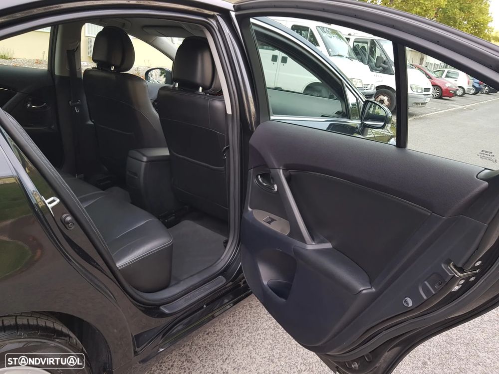 Toyota Avensis SD 2.0 D-4D Exclusive +Pele+GPS - 32