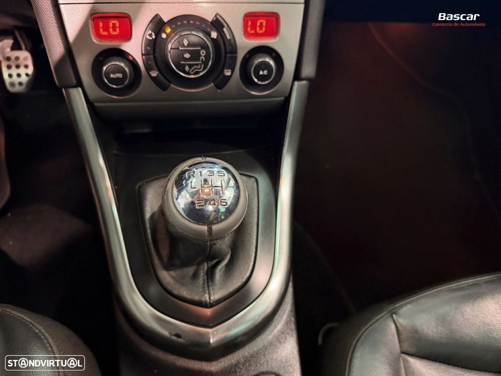 Peugeot 308 1.6 e-HDi Sportium CVM6 - 22