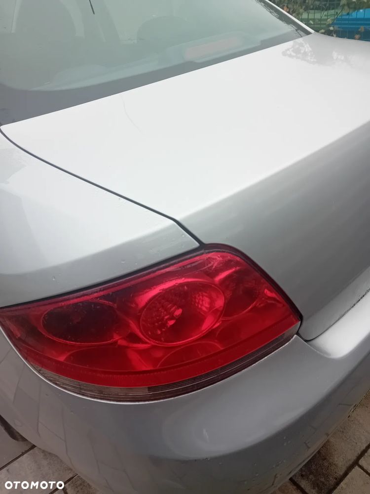 Fiat Linea 1.4 T-Jet 16V Dynamic - 3