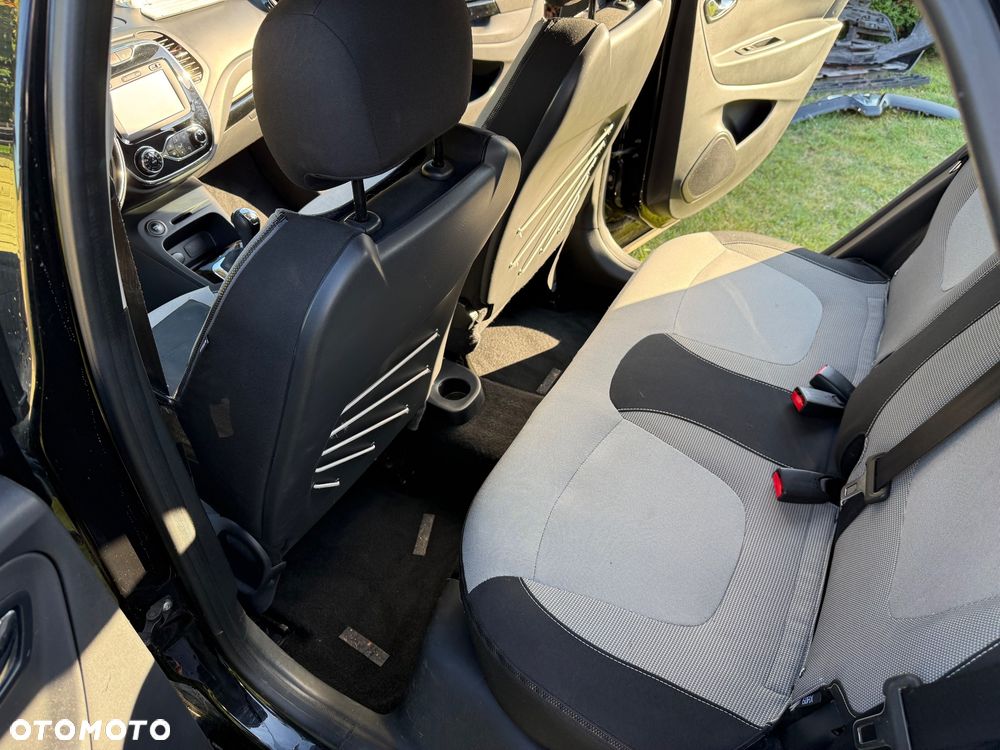 Renault Captur - 17