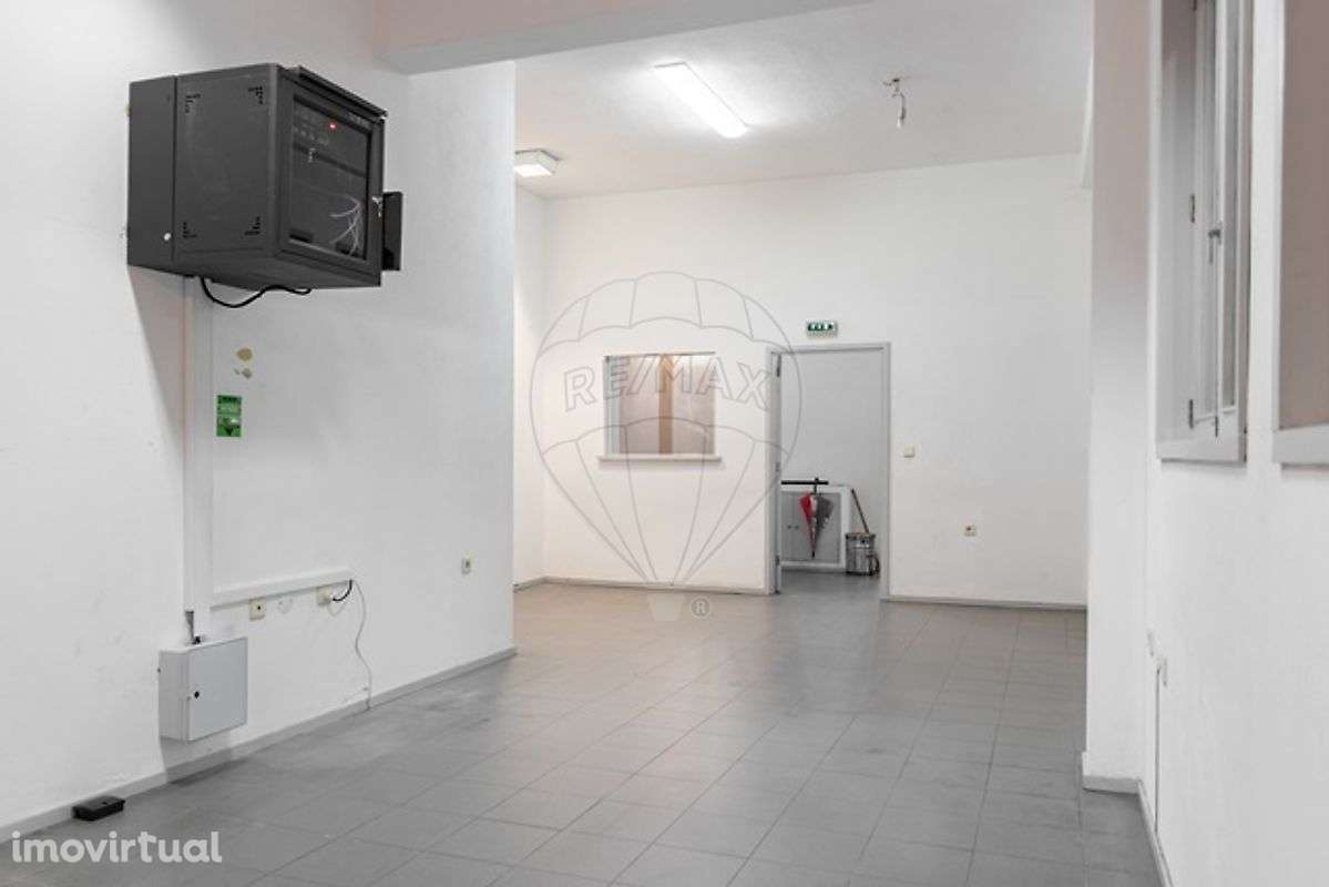 Armazém  para arrendamento - Grande imagem: 5/25