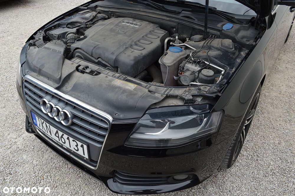 Audi A4 Avant 2.0 TDI DPF multitronic Attraction - 28