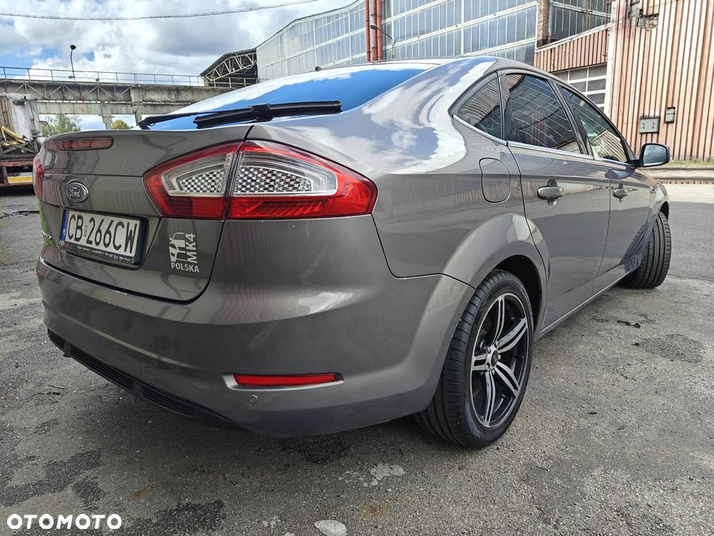 Ford Mondeo 2.0 TDCi Ambiente - 6