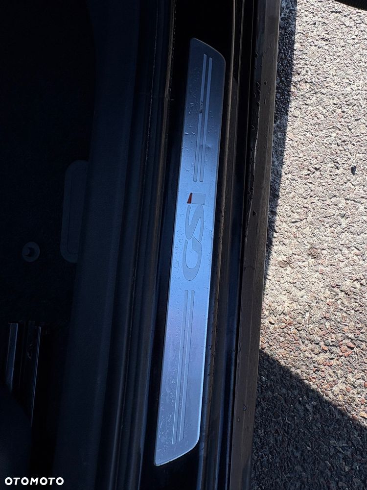 Opel Corsa 1.6T GSI - 12