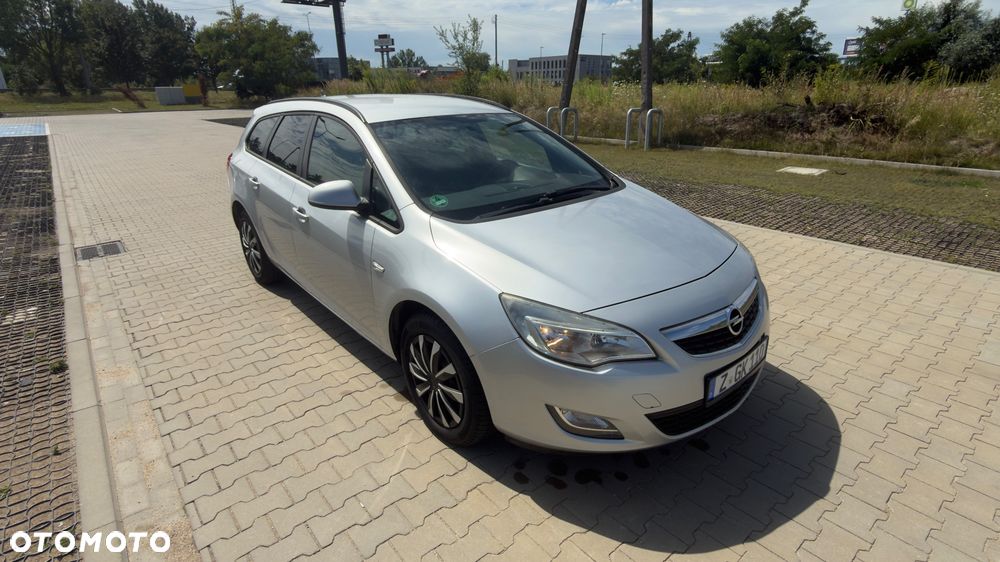 Opel Astra 1.7 CDTI DPF Color Edition - 8