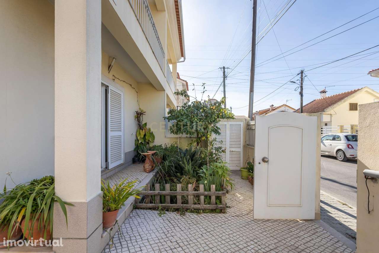 Moradia T4 em Fernão Ferro, Seixal - Oportunidade Única! - Grande imagem: 5/37