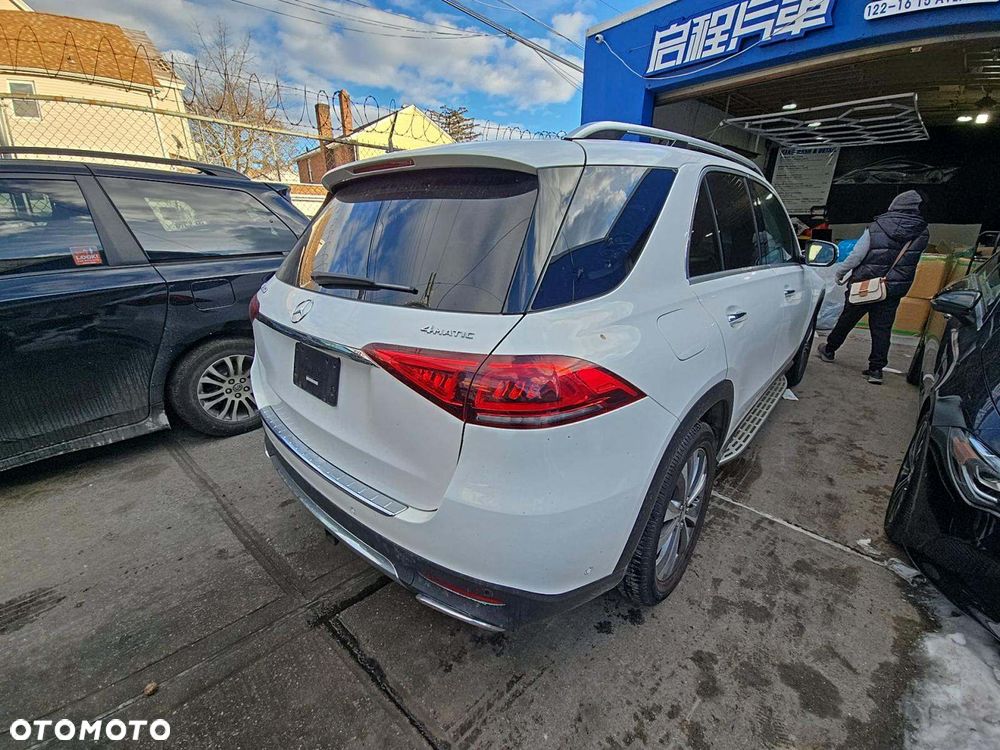 Mercedes-Benz GLE - 4