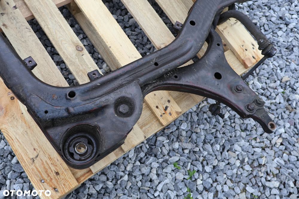 KIA CEED I BELKA ZAWIESZENIA PRZÓD PRZEDNIA TRAWERS SANKI 06-12 WAHACZE - 11