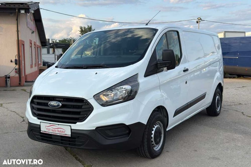 Ford TRANSIT CUSTOM L2H1 - 3