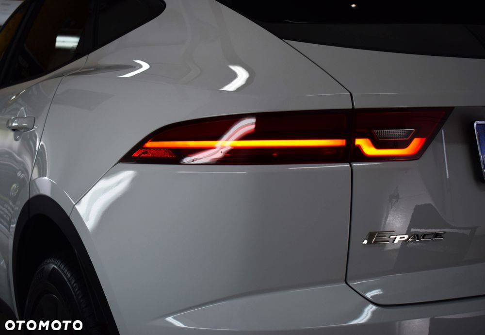 Jaguar E-Pace - 5