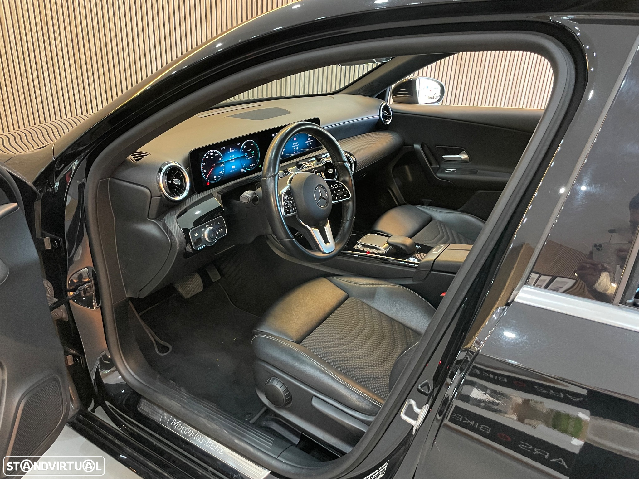 Mercedes-Benz A 250 Limousine e Style Plus - 9