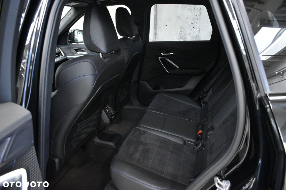 BMW X1 - 23
