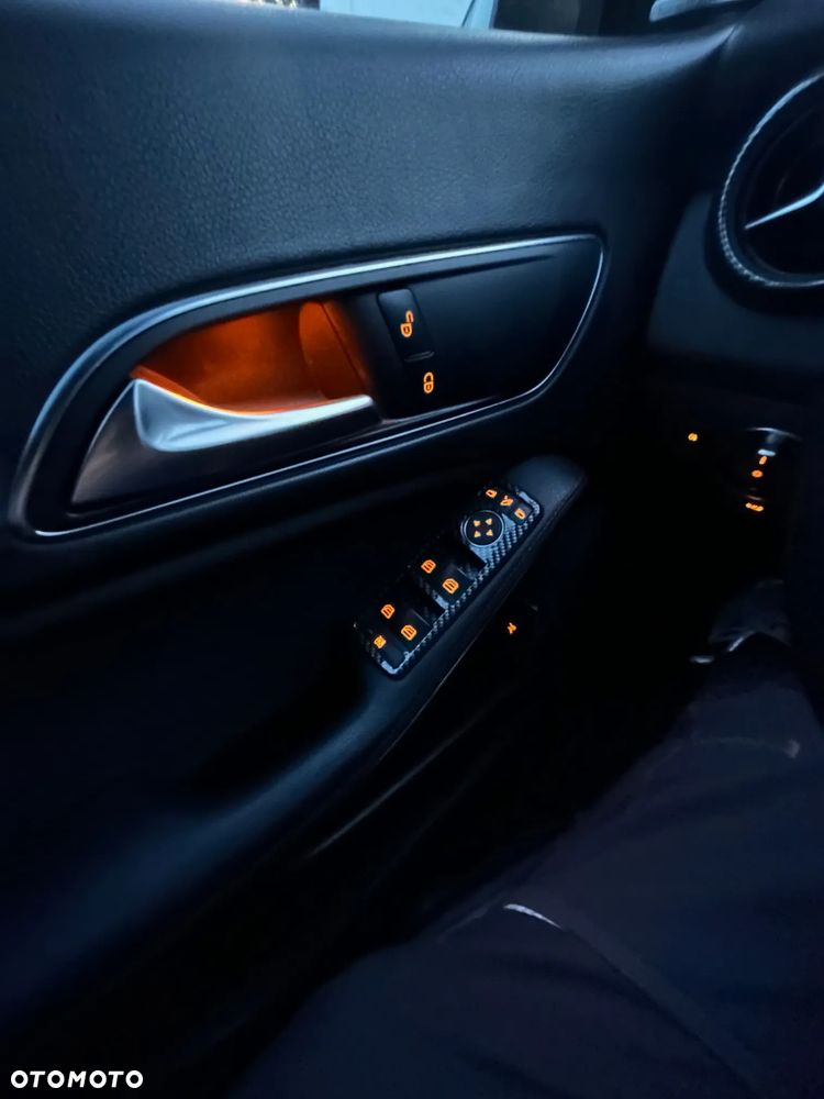 Mercedes-Benz CLA - 9