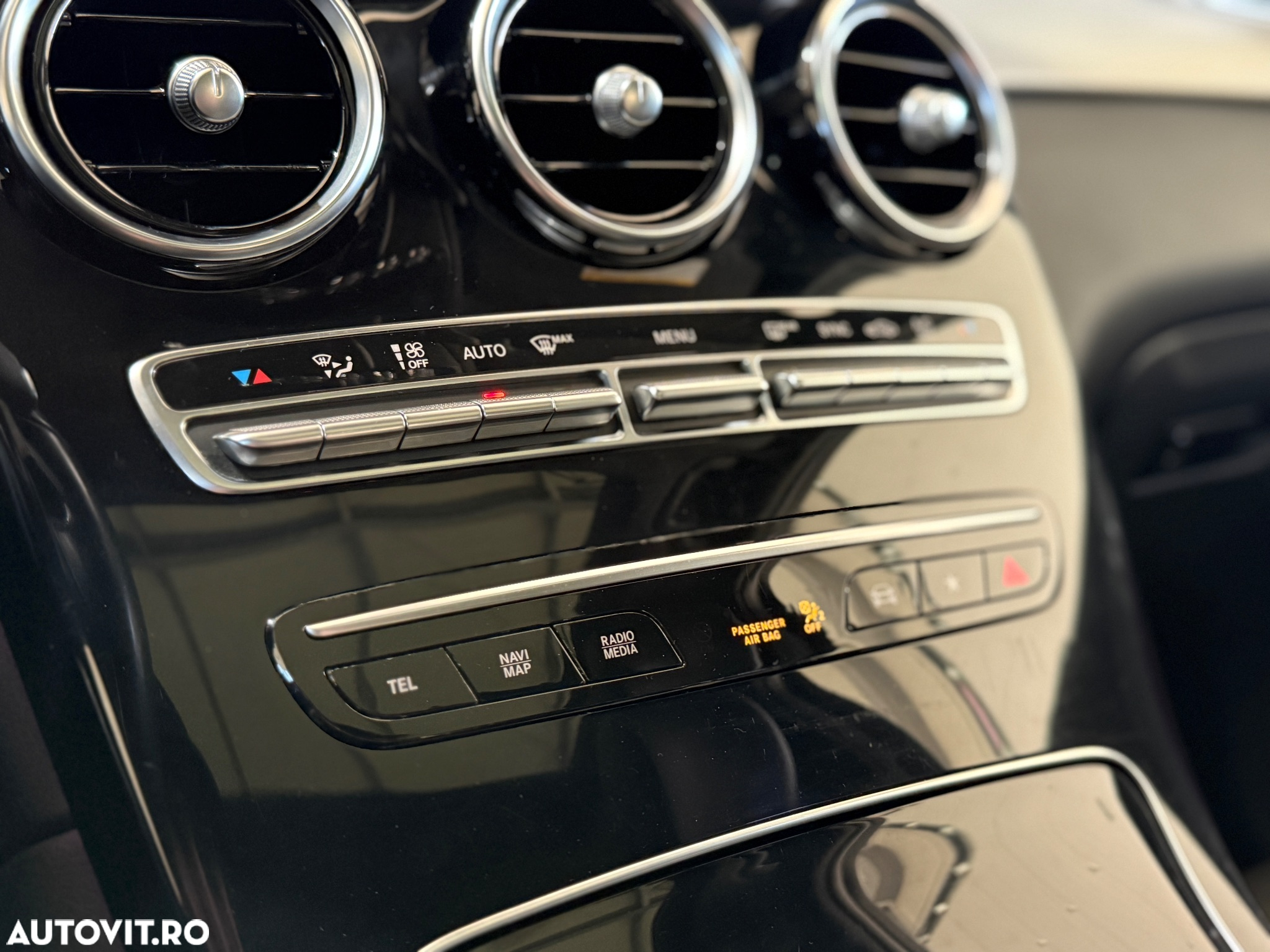 Mercedes-Benz GLC 300 4Matic 9G-TRONIC - 14