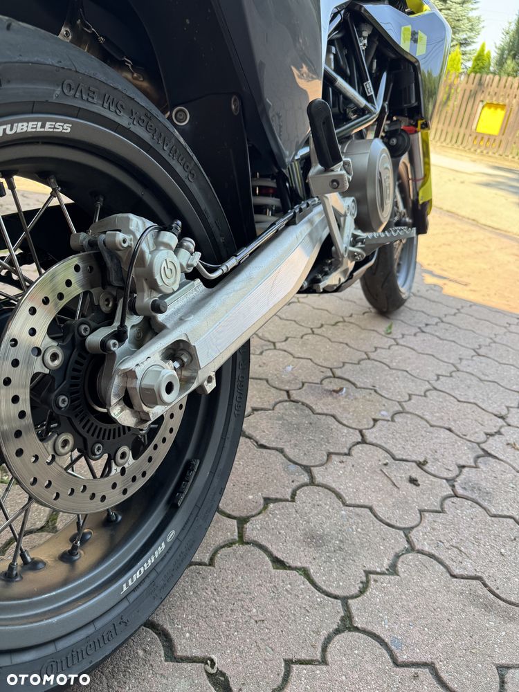 Husqvarna 701 - 12