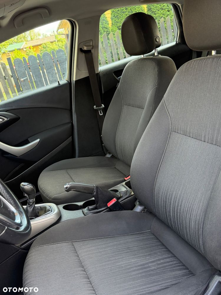 Opel Astra 1.6 150 Jahre - 9