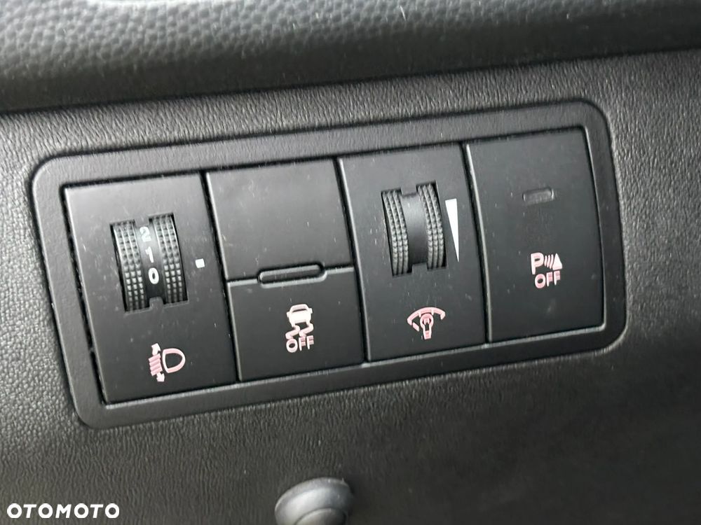Kia Venga 1.6 CVVT Automatik Dream Team Edition - 10