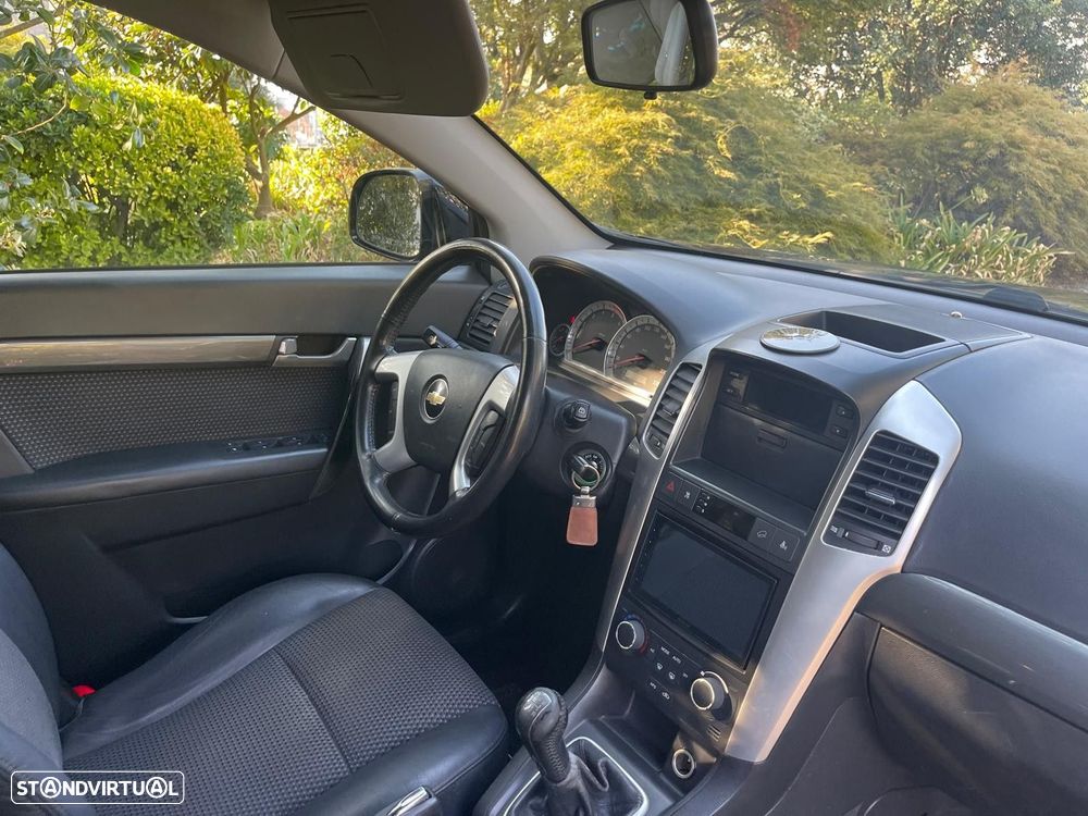 Chevrolet Captiva 2.0 VCDi Seven 7L - 11