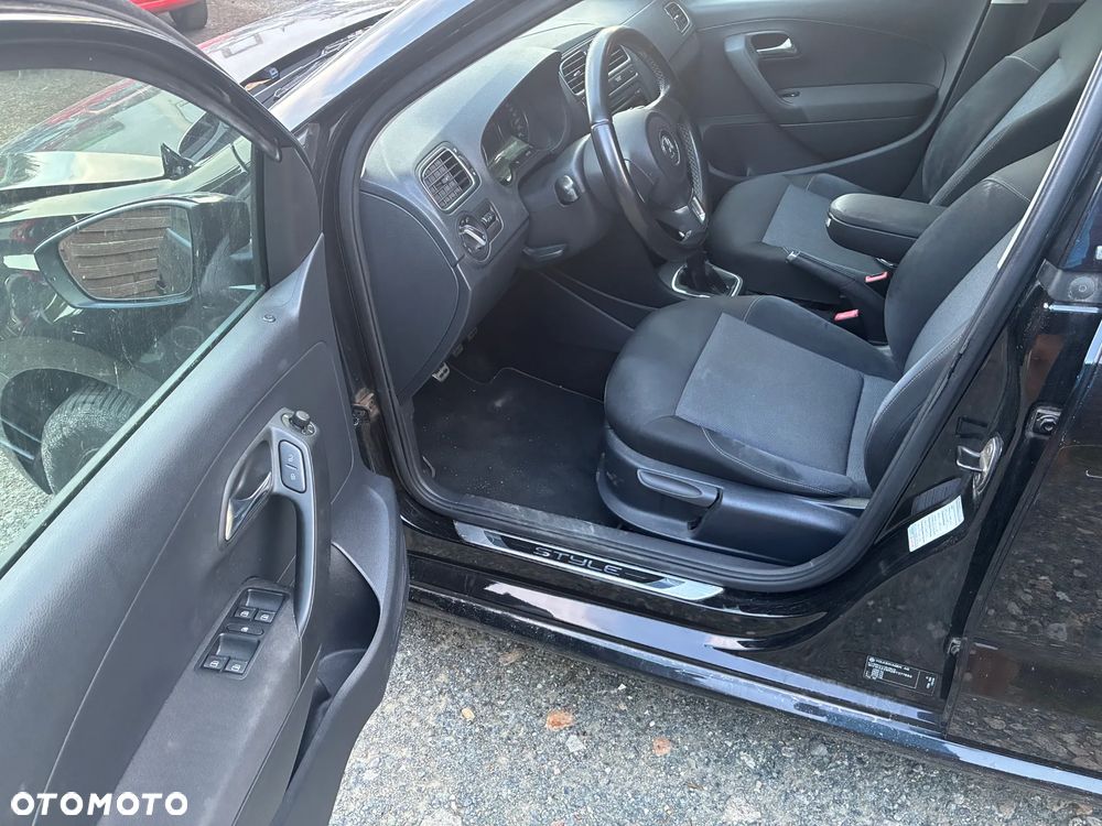 Volkswagen Polo 1.4 16V Comfortline Optimum - 15