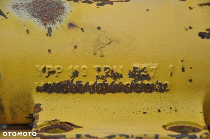 SIŁOWNIK HYDRAULICZNY KOMATSU PW 75R 95 - 4