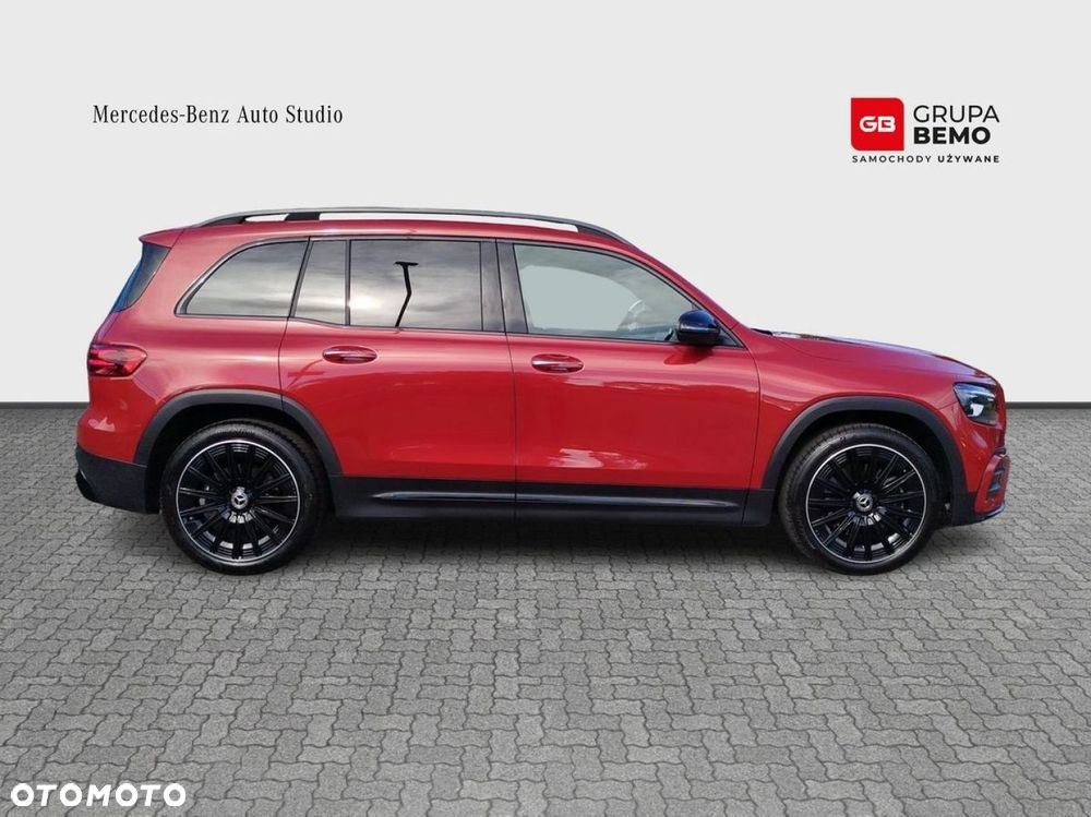 Mercedes-Benz GLB - 7