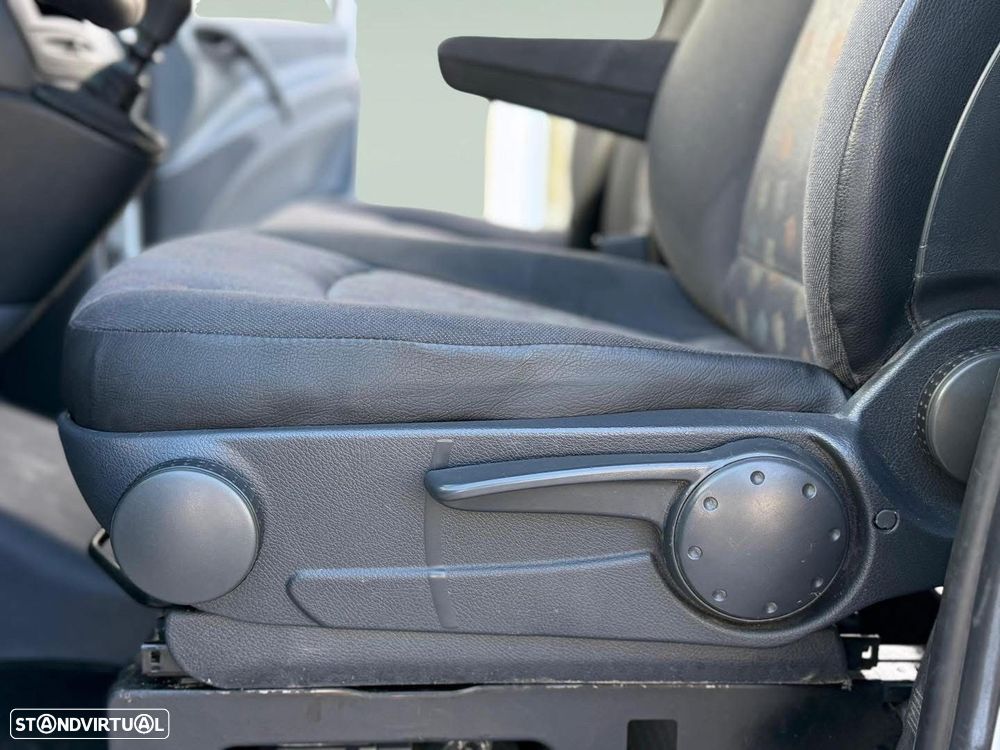 Mercedes-Benz Vito 111 CDi/32 6L - 12