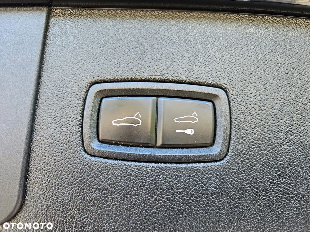 Porsche Cayenne - 22