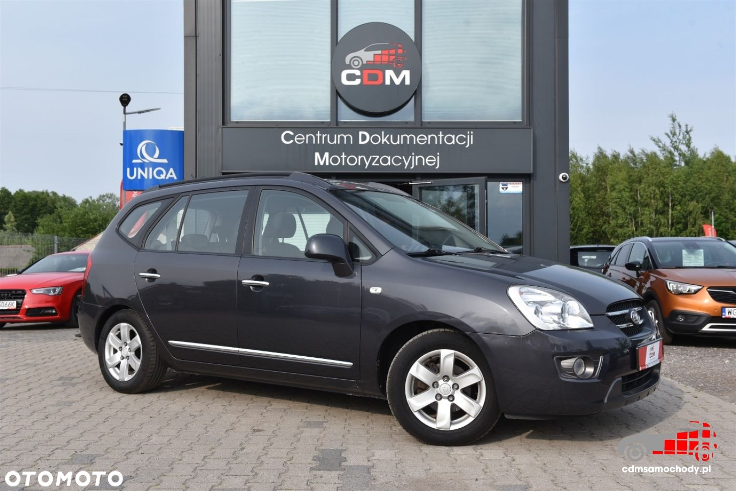 Kia Carens - 2