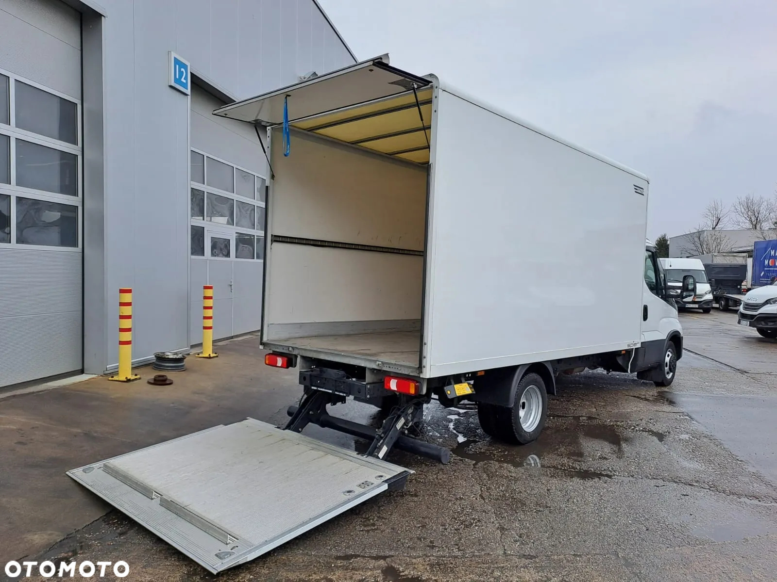 Iveco 35C16H  kontener + winda 750kg - 6