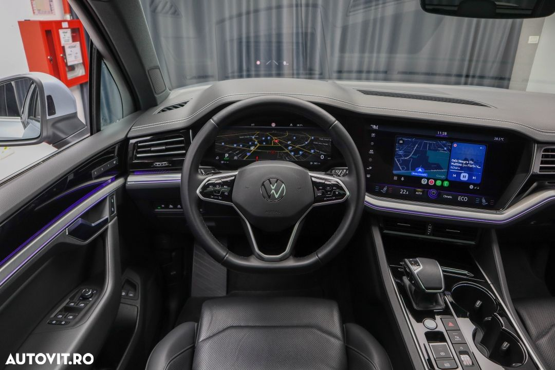 Volkswagen Touareg - 30