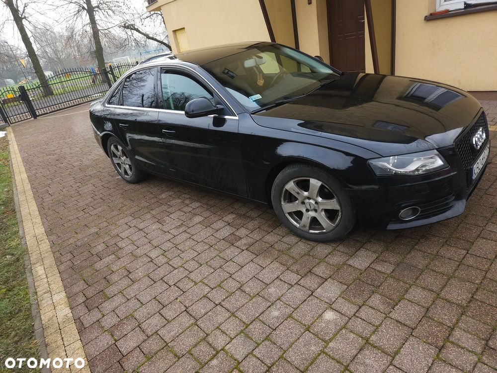 Audi A4 Limousine - 3