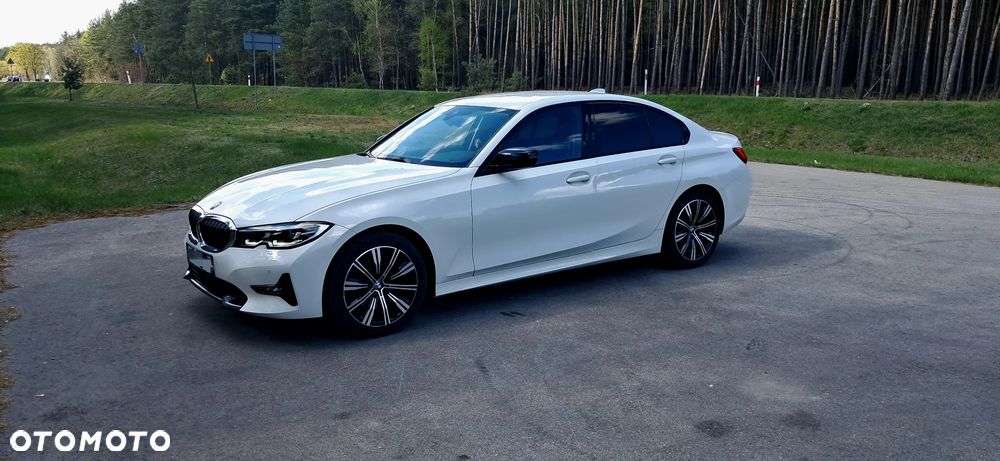 BMW Seria 3 320d M Sport - 2