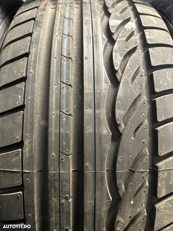 215/40R18 DUNLOP SP SPORT 01