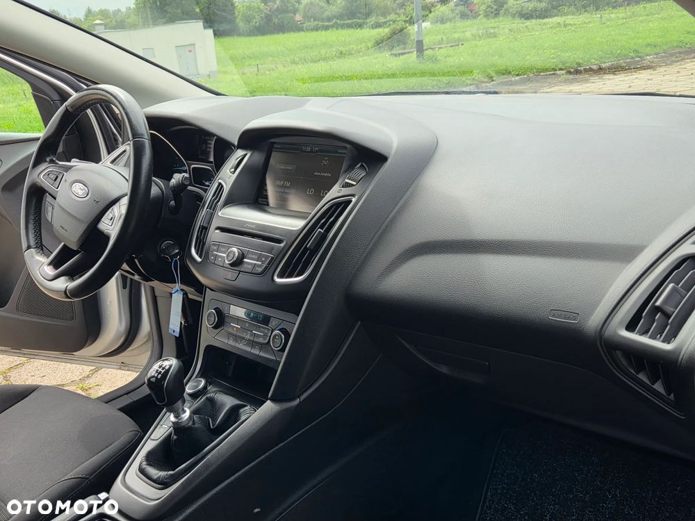 Ford Focus Turnier 1.5 TDCi ECOnetic 88g Start-Stopp-Sy Business - 22