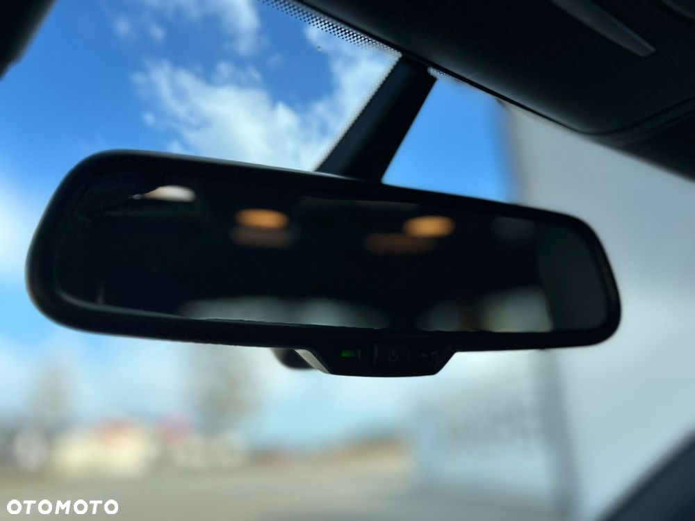 Audi A6 Avant 3.0 TDI DPF quattro tiptronic - 26