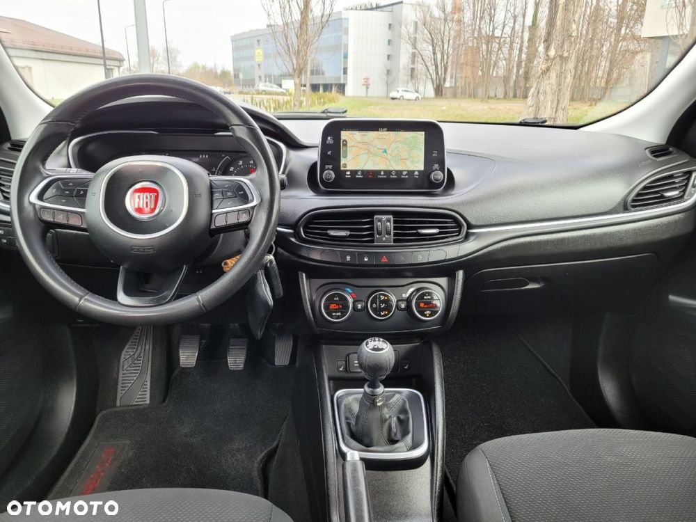 Fiat Tipo 1.4 T-Jet 16v Lounge EU6 - 21