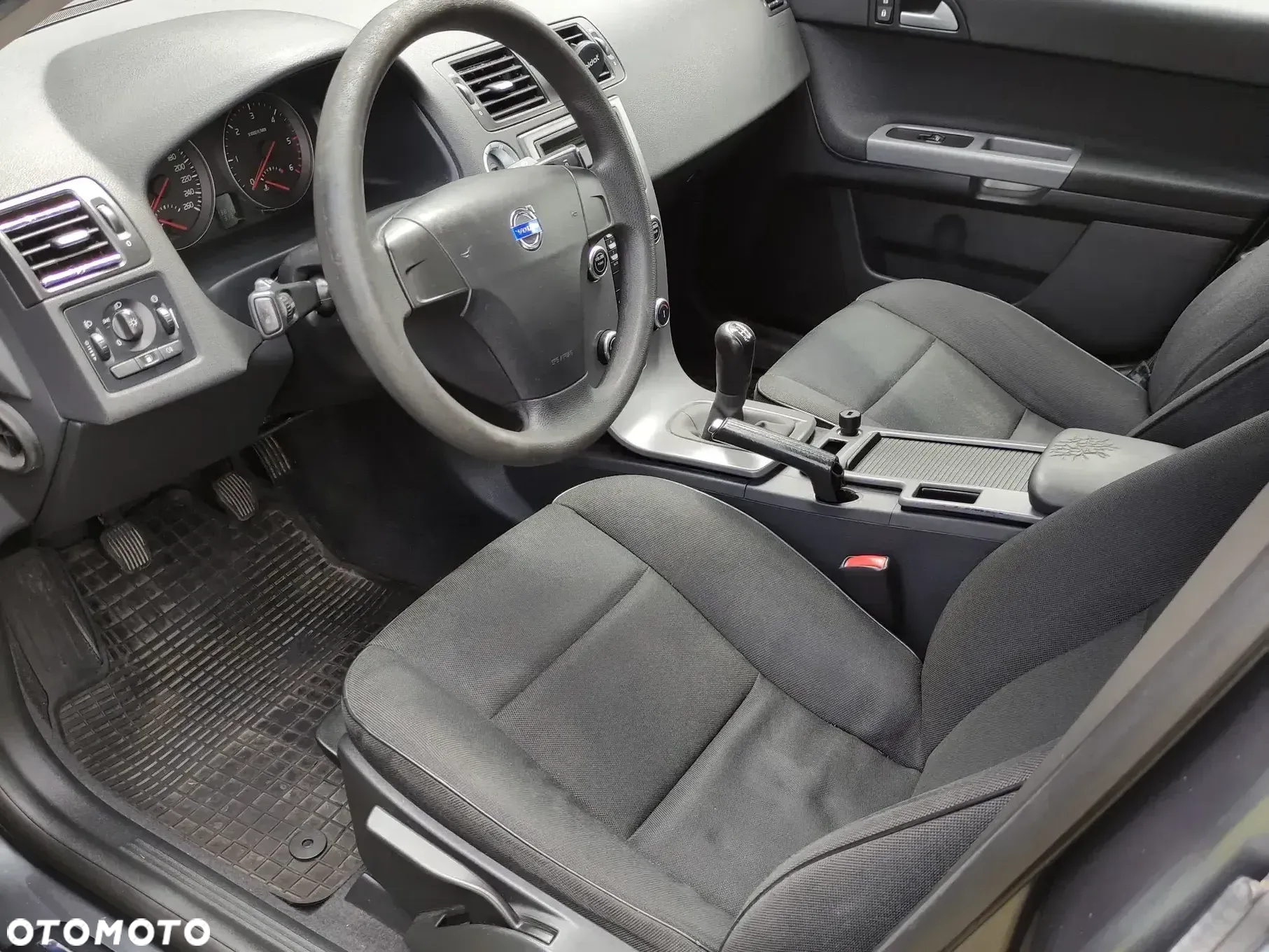 Volvo V50 1.6D - 15