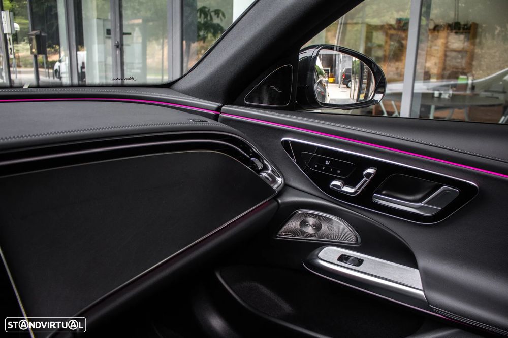 Mercedes-Benz E 300 de AMG Line - 22