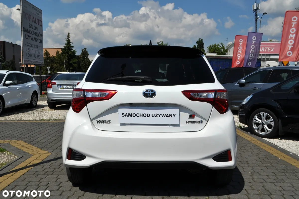 Toyota Yaris Hybrid 1.5 VVT-i Selection - 10