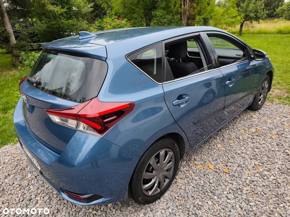 Toyota Auris 1.6 Active - 3