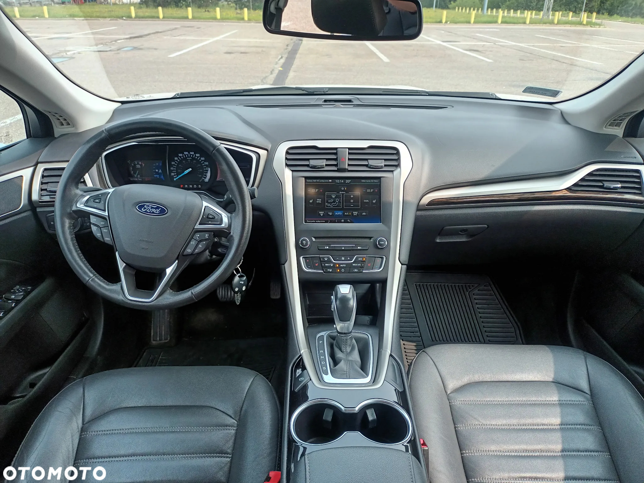 Ford Fusion - 11